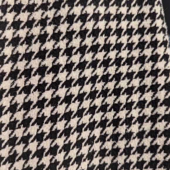 Blu Pepper houndstooth shacket - Picture 8 of 12